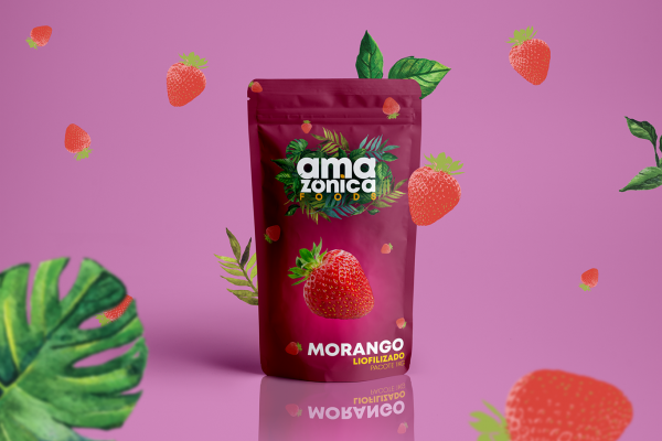 MockupPouch-MorangoLiofilizada